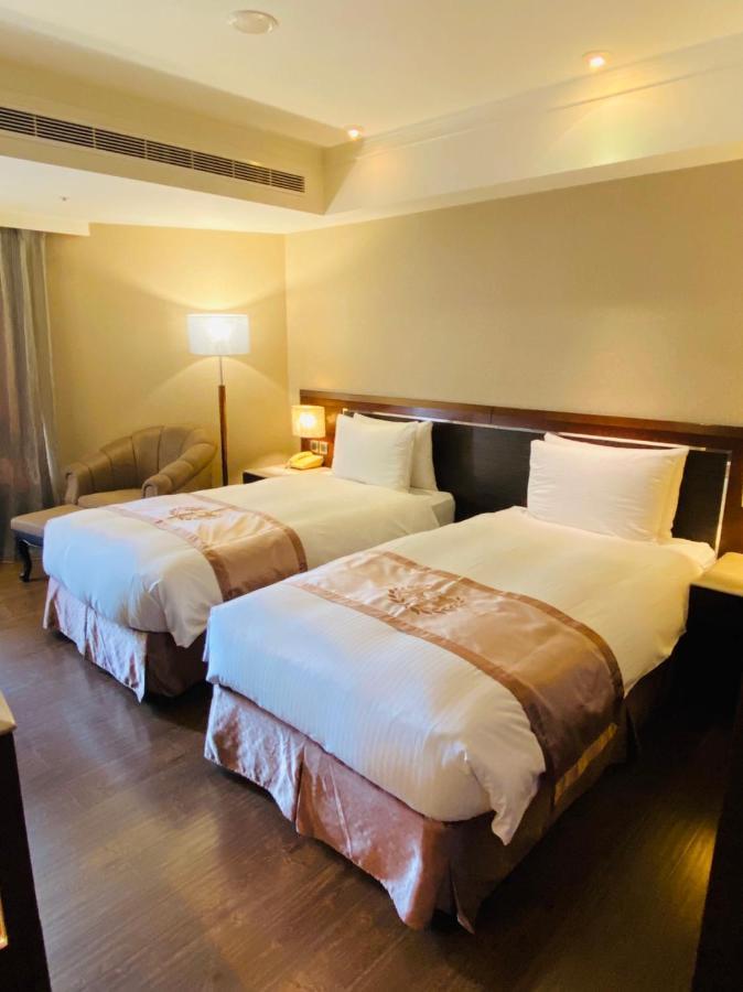 Taichung Charming City Hotel מראה חיצוני תמונה