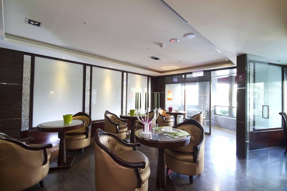 Taichung Charming City Hotel מראה חיצוני תמונה
