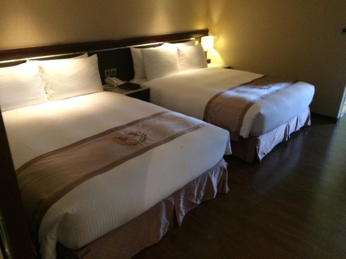 Taichung Charming City Hotel מראה חיצוני תמונה