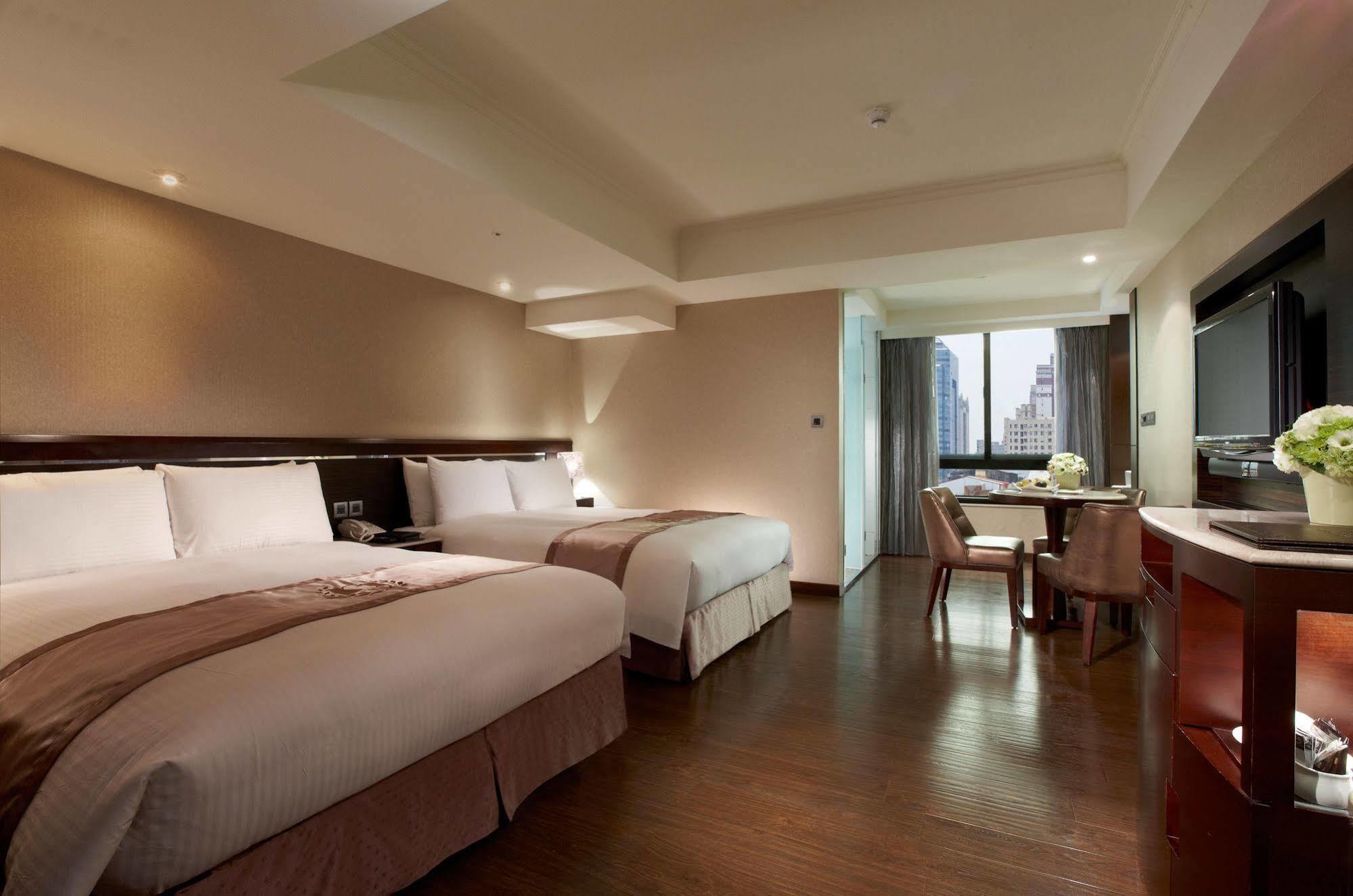 Taichung Charming City Hotel מראה חיצוני תמונה