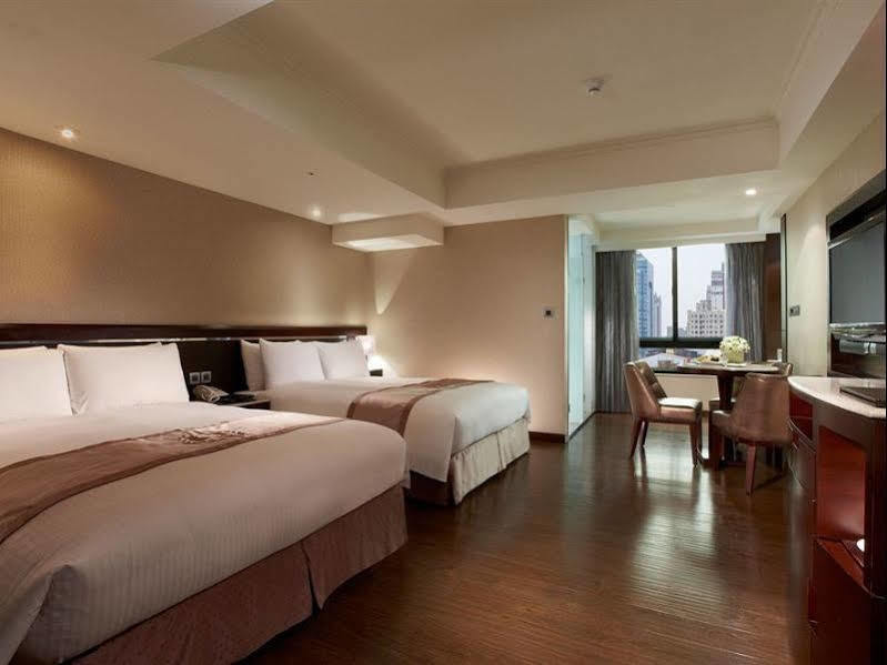 Taichung Charming City Hotel מראה חיצוני תמונה
