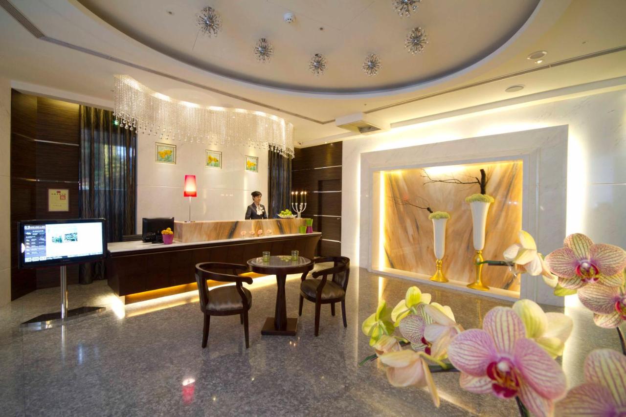 Taichung Charming City Hotel מראה חיצוני תמונה