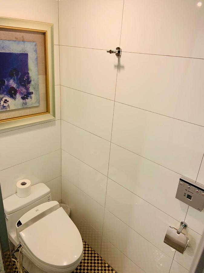 Taichung Charming City Hotel מראה חיצוני תמונה